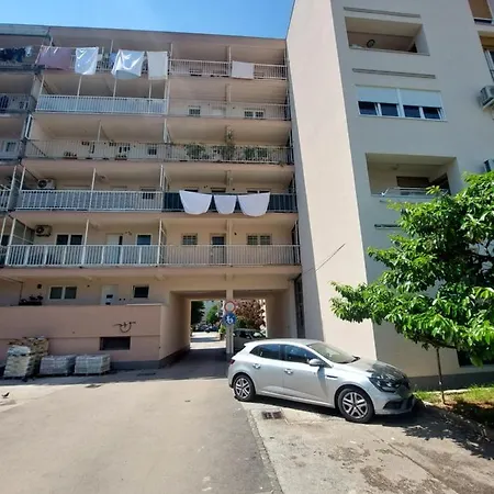 Apartman Marinero *
